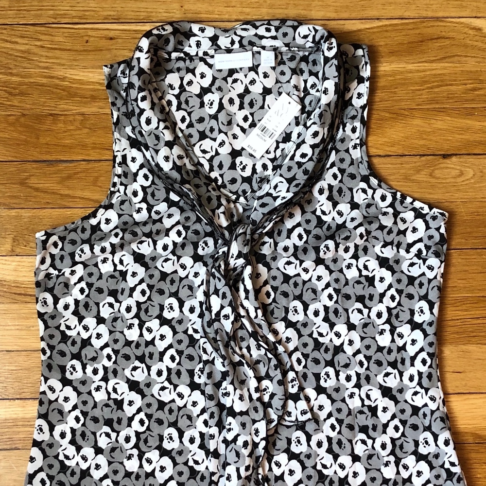New York & Co Black & White/Silver Tank Blouse